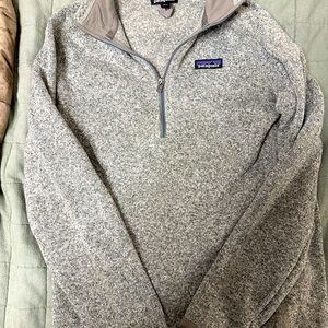 Patagonia pull over!